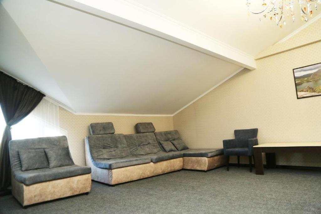 Korkem Tau Hotel Astana Luaran gambar